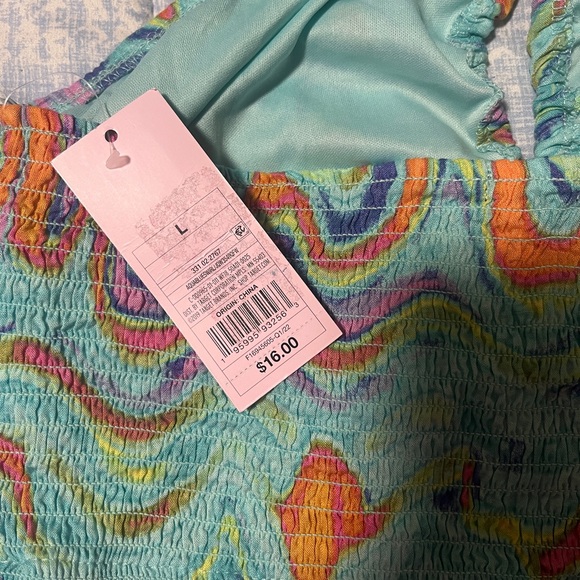 NWT Wild Fable. L Aqua Swirl Halter Crop Top - Picture 7 of 8